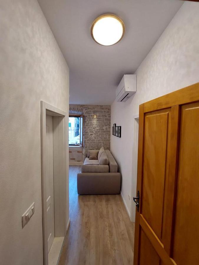 Central Palace Apartment Šibenik Exteriör bild